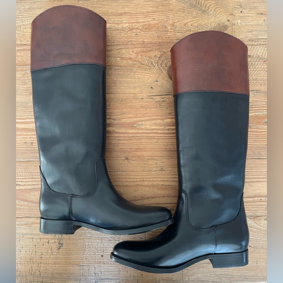 Frye Melissa Boot, Monogram Logo, Cognac/Black, Size 7.5 - Picture 2 of 9